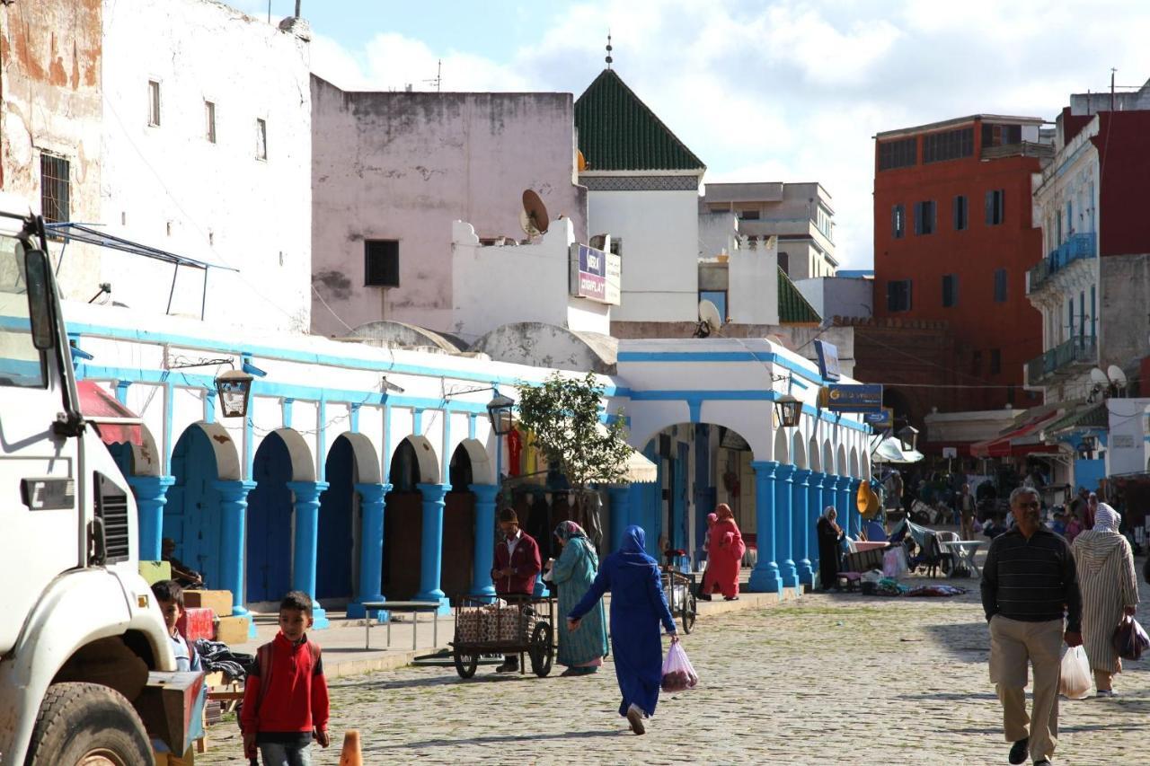 Hotel Choumis Haj Messaoud Larache Eksteriør billede